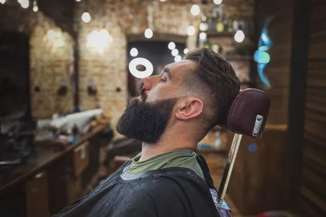Wnętrze Barber Shopu Gentlemen na Kazimierzu w Krakowie